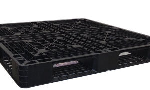 43×43 Used Plastic Pallet