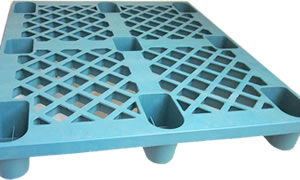 48×40 Used Plastic Pallet