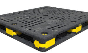 48×40 Used Plastic Pallet